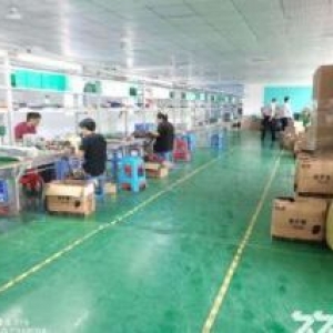 凤岗近深圳豪华精装修楼上厂房出租500平 拎包即