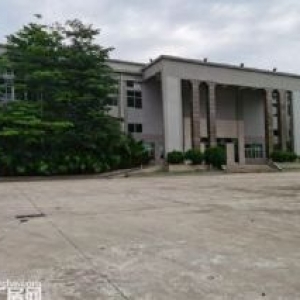 大朗镇1.5万花园式红本独门独院厂房招租