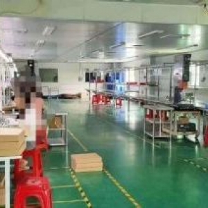 塘厦清湖头，有绿色地漆 二楼厂房出租1500平&