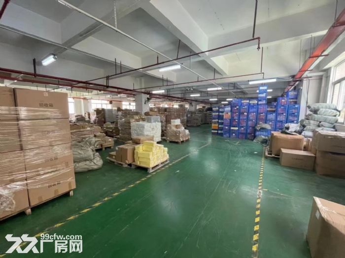 凤岗雁田楼上整层标准厂房出租2100平 现成水电办公室装修-图2