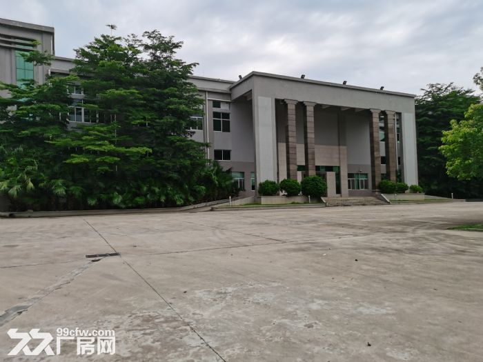 大朗镇1.5万花园式红本独门独院厂房招租