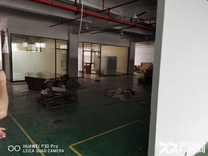 凤岗电子组装 电商 贸易 现成办公室厂房出租1050平-图2