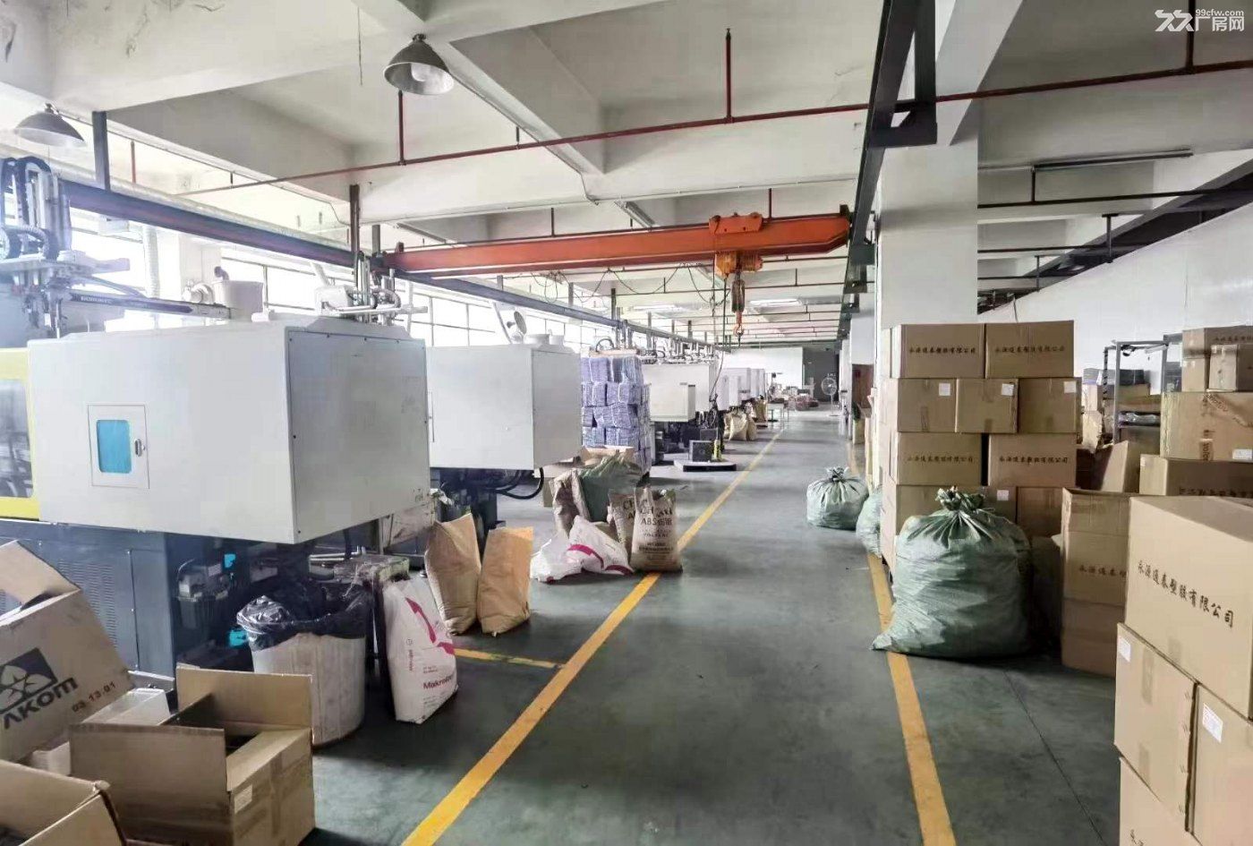 凤岗竹塘浸校塘 塑胶电子组装厂房出租3600平 大小可分租